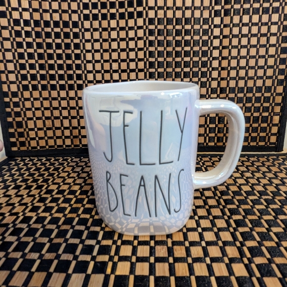 5 Rae Dunn mugs - Picture 7 of 8